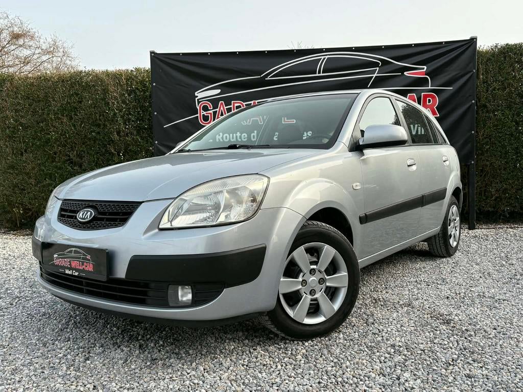 Kia Rio 1.5Crdi 154.000km 1ère Main/Clim...Garantie 1an!, Zwart, 4 cilinders, https://public.car-pass.be/vhr/4560aed2-e447-406d-a6fa-7972111fe6f0