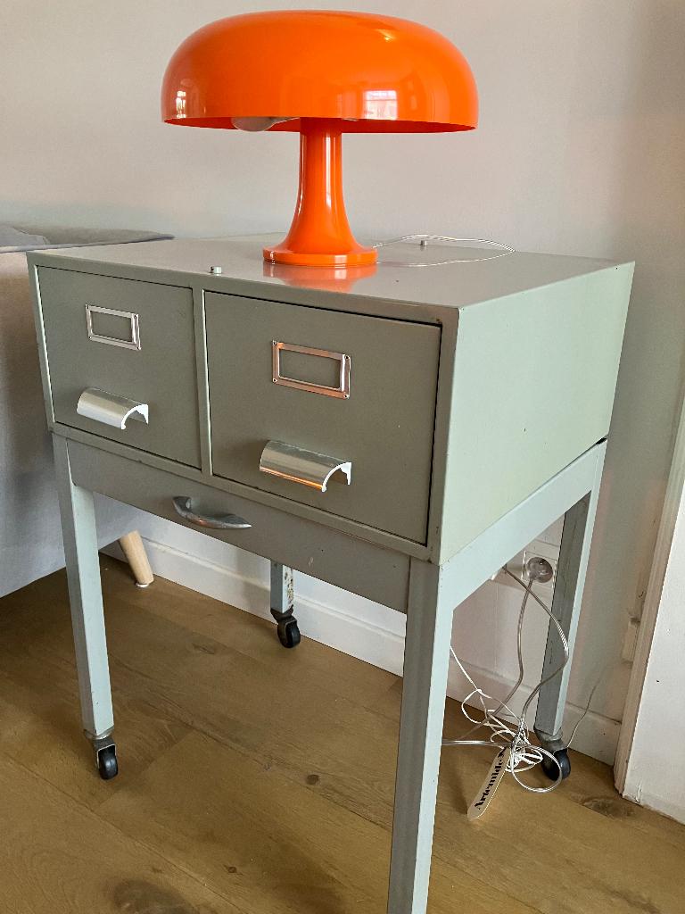 Meuble industriel vintage, Enlèvement