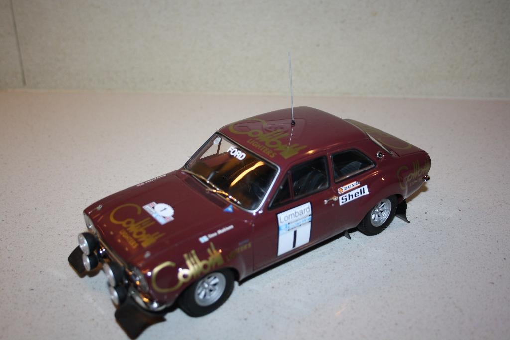 1:18 Minichamps Ford Escort RS 1600 Makinen RAC Rally 1974, Hobby en Vrije tijd, Modelauto's | 1:18, Ophalen of Verzenden, Gebruikt