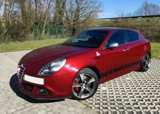 Alfa Romeo Quadrifoglio 1750 TBi 81500km!, Voorwielaandrijving, Euro 5, 174 kW, Zwart