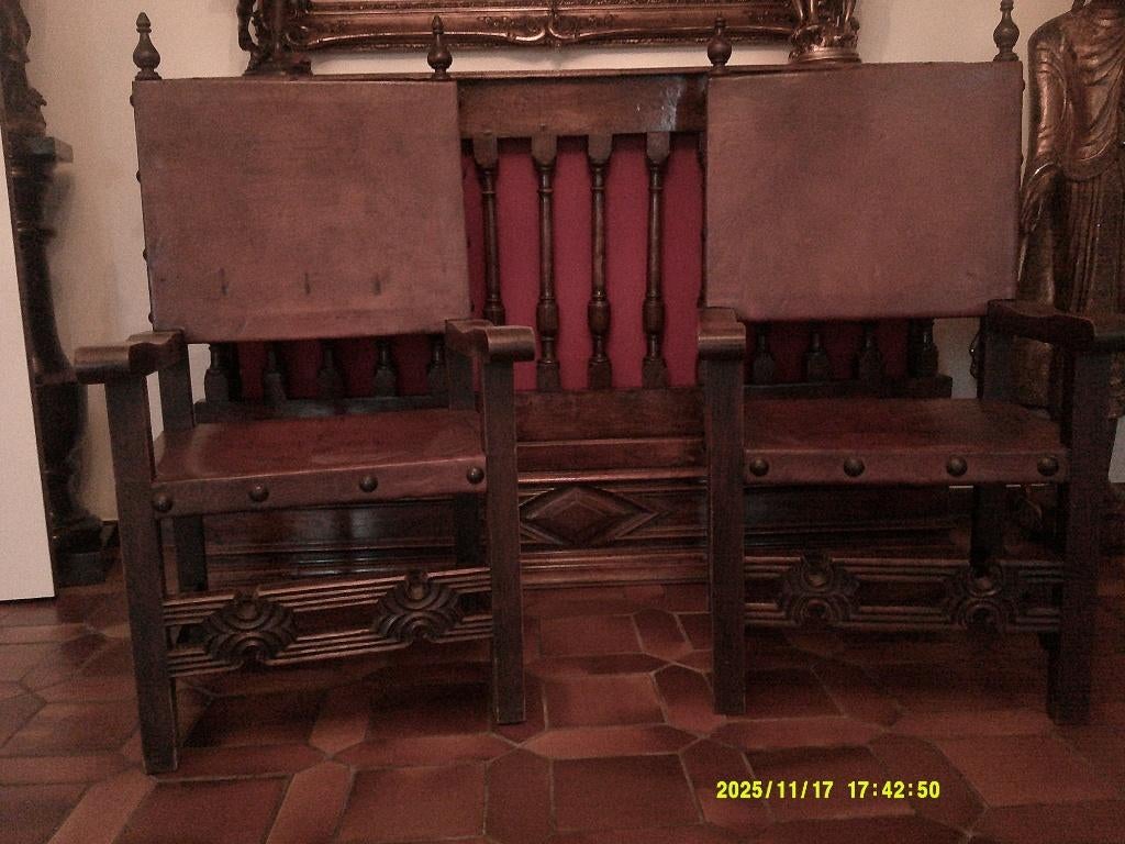2 Prachtige originele antieke lederen ridderzetels(18e eeuw), Antiek en Kunst, Antiek | Meubels | Stoelen en Sofa's, Ophalen