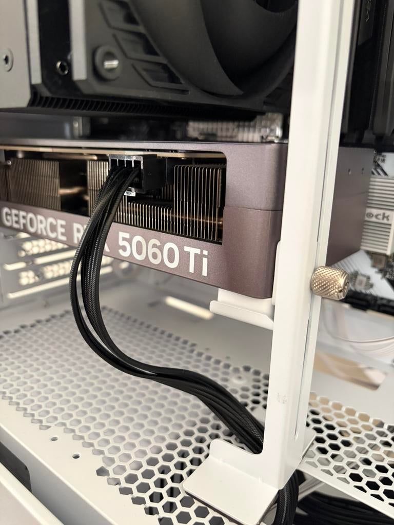 RTX 5060 Ti 8 Go nouveau, Enlèvement ou Envoi, Comme neuf