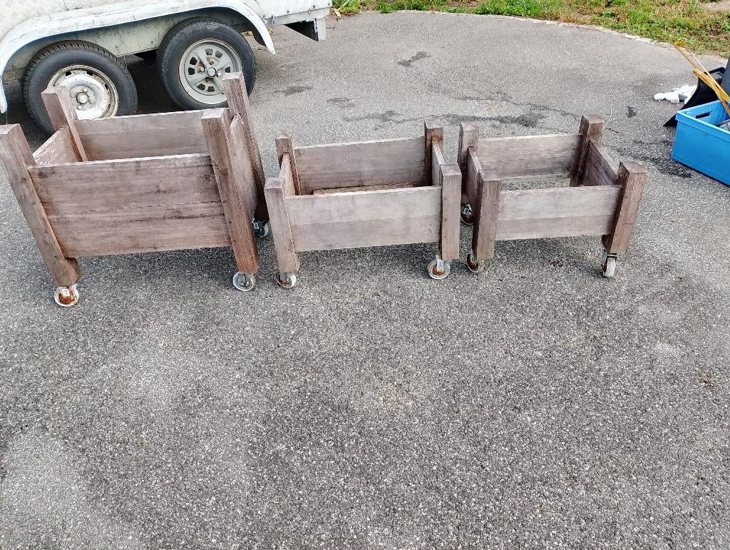 jardiniere bois meranti, Enlèvement, Neuf, Bois