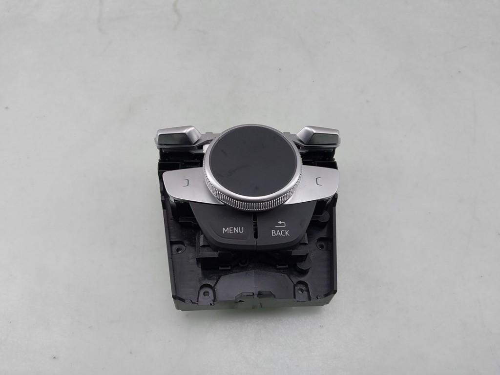 COMMUTATEUR MMI Audi TT (FV3 / FVP) (|8S0919614L|), Autos : Pièces & Accessoires, Auto-Union-Straße  1,
85057  Ingolstadt, DE