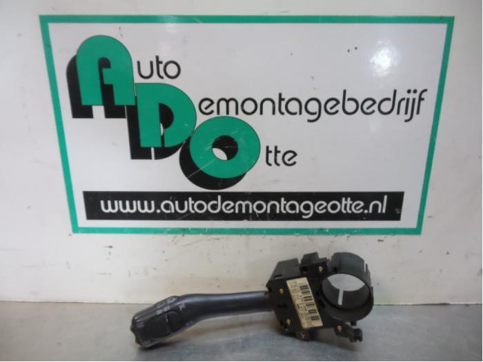 Richtingaanwijzer Schakelaar van een Volkswagen Passat (Pass, Gebruikt, -, Volkswagen, -