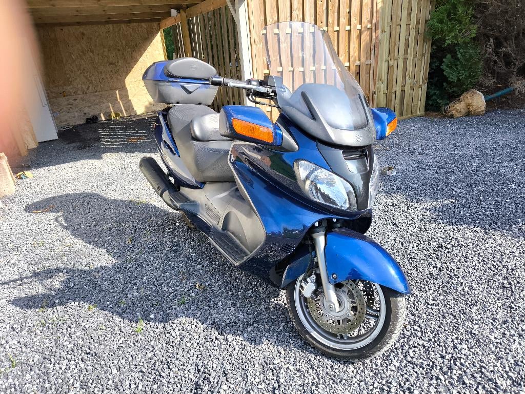 Suzuki Burgman 650