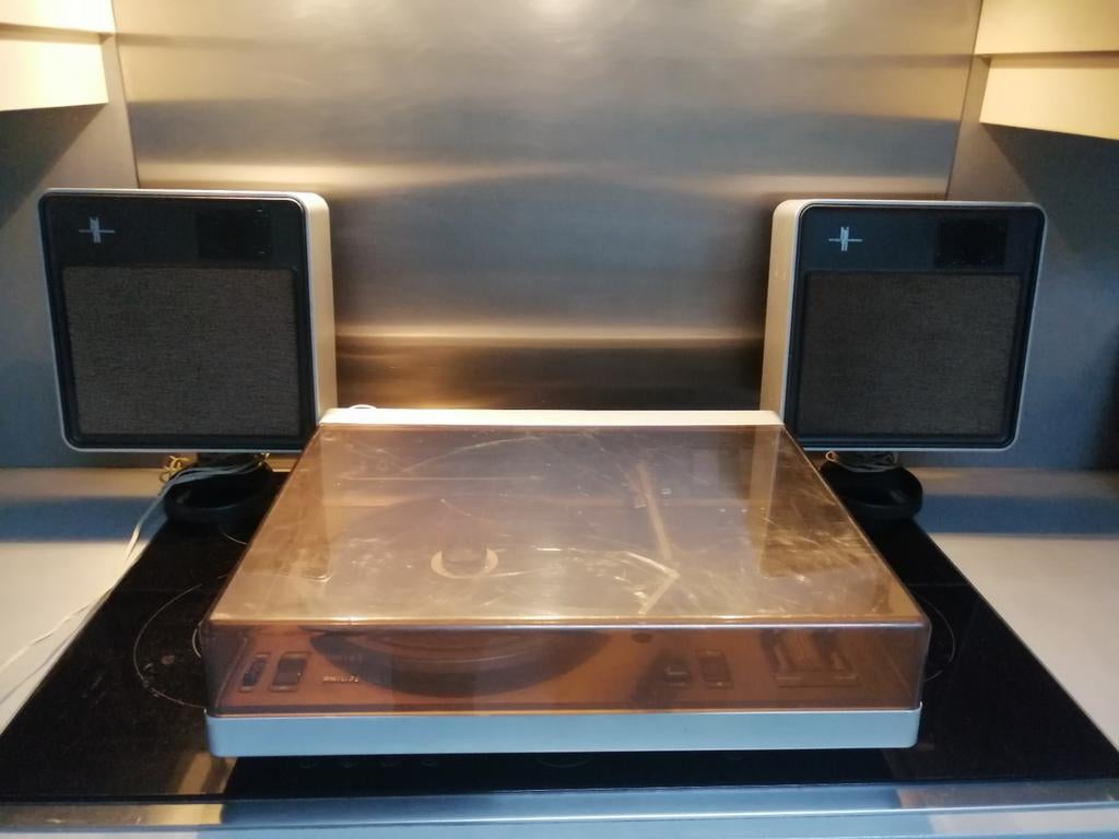 Tourne-disque stéréo 907 Philips avec amplificateur intégré, Enlèvement, Utilisé, Tourne-disque