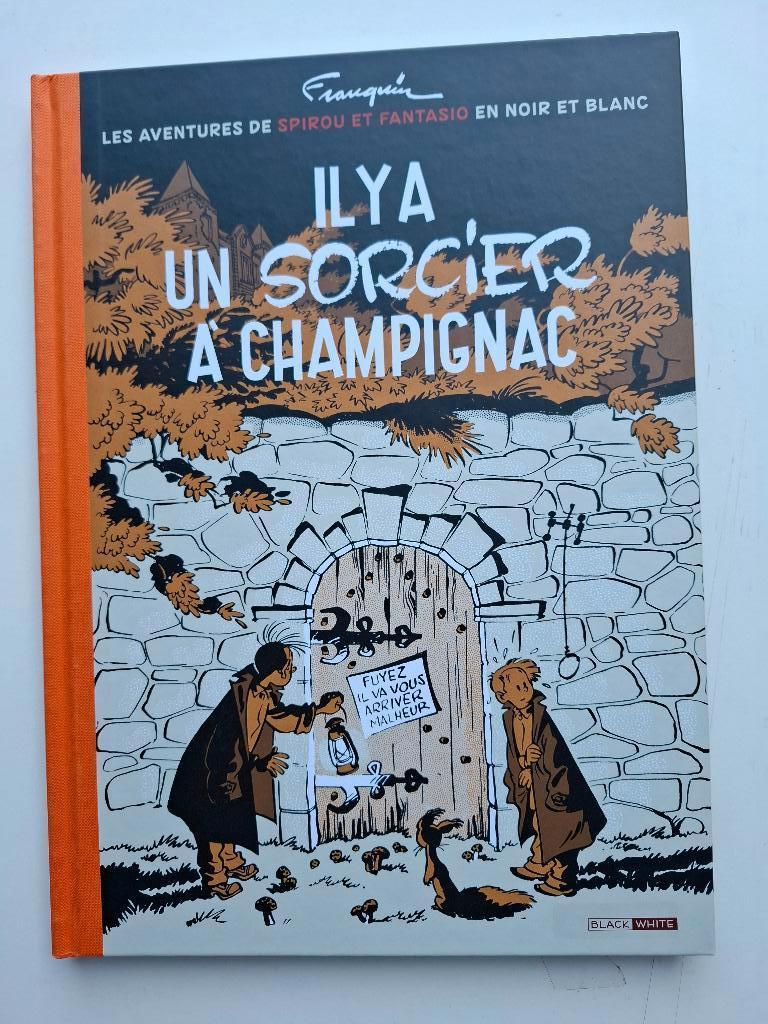 TL SPIROU "IL Y A UN SORCIER A CHAMPIGNAC" BLACK & WHITE, Livres, Une BD, Enlèvement ou Envoi, Neuf