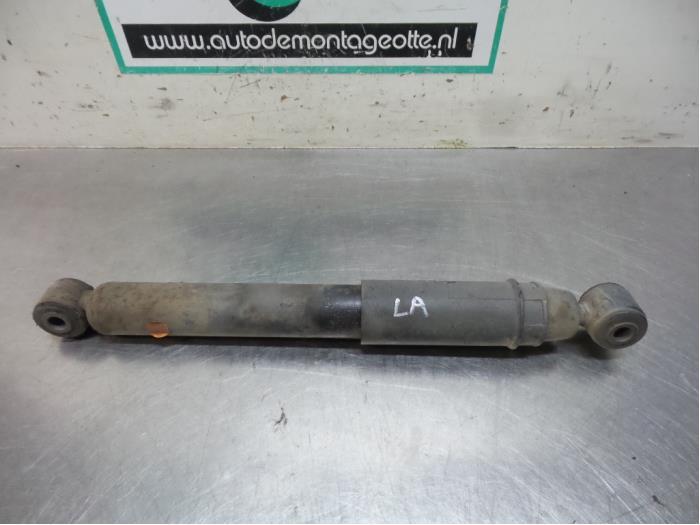 Schokdemper links-achter van een Nissan Kubistar (Kubistar 0, Auto-onderdelen, Gebruikt, -, -, Ophalen of Verzenden
