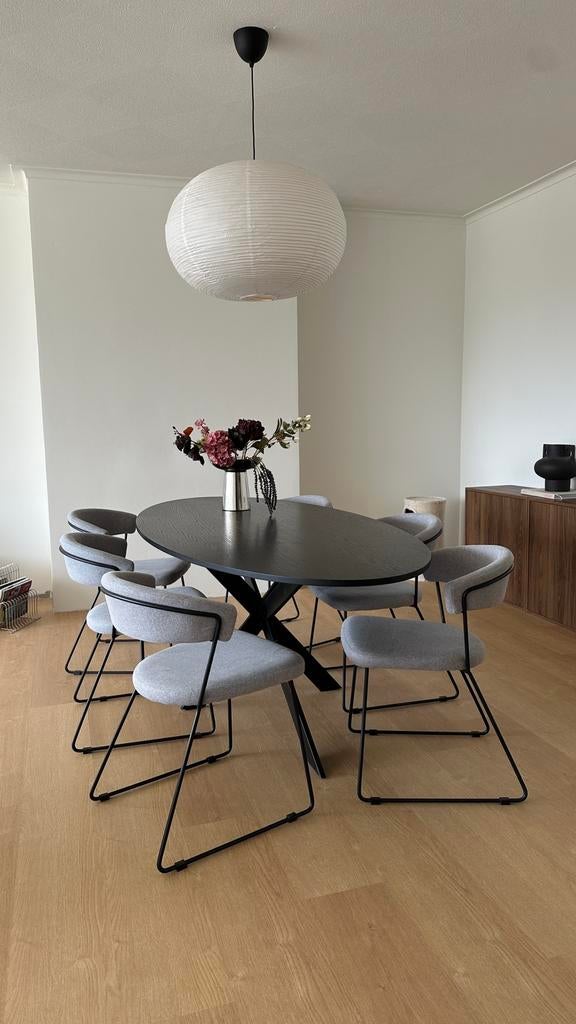 Eettafel ovaal zwart eik, Huis en Inrichting, Tafels | Eettafels, Ophalen