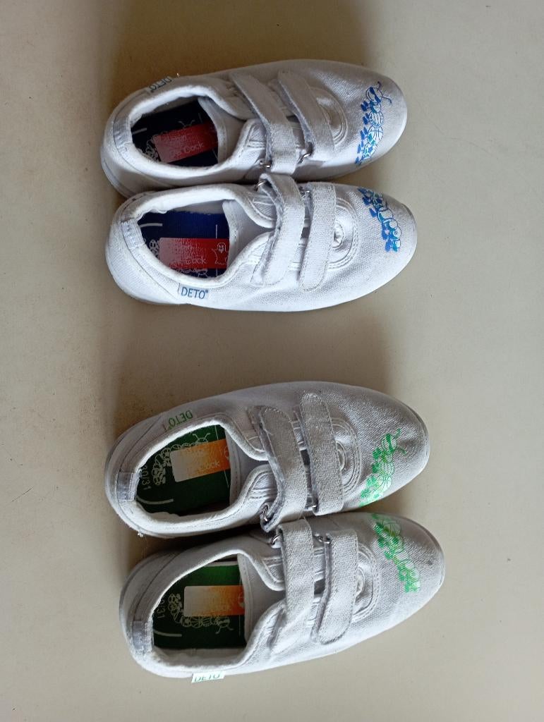 2 paar schoenen maten 29/30 en 30/31, Ophalen of Verzenden, Zo goed als nieuw, Schoenen