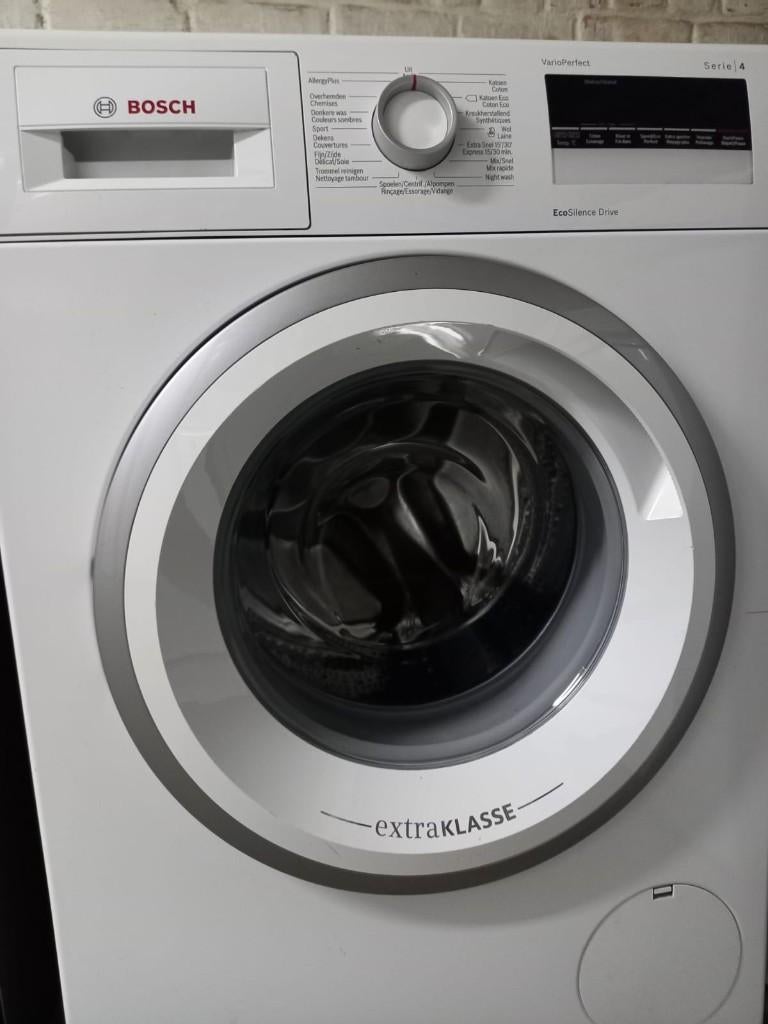 Bosch 9kg A +++ wasmachine, Elektronische apparatuur, Wasmachines, Ophalen, Zo goed als nieuw, Voorlader