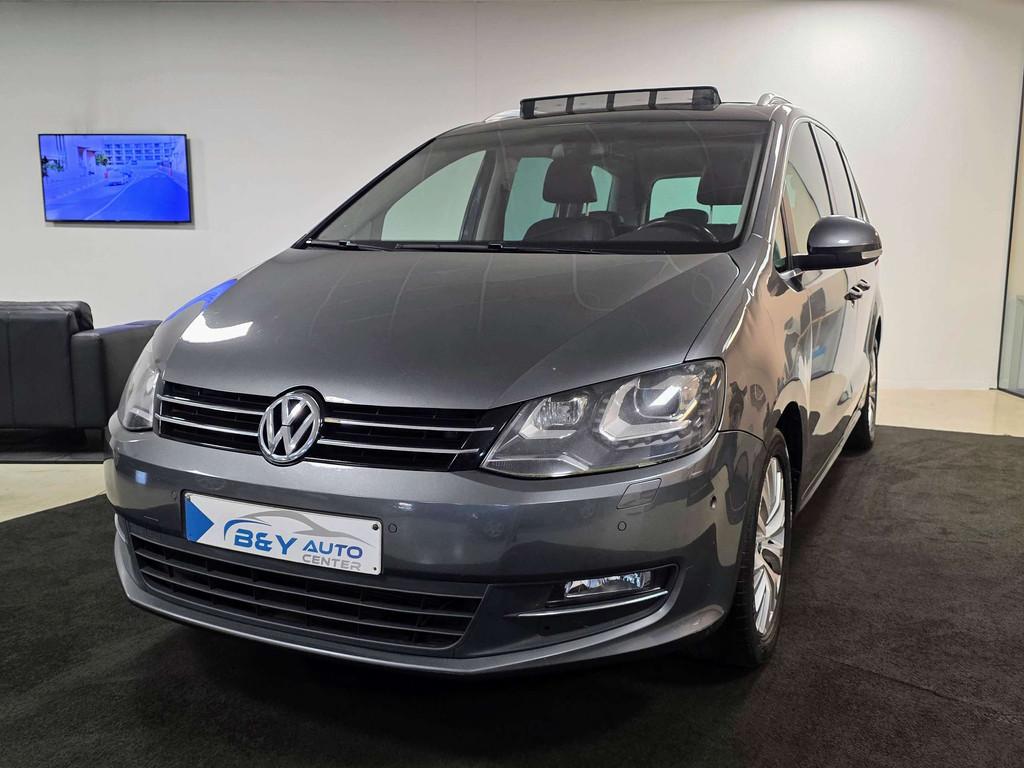 Volkswagen Sharan 2.0 TDI DSG / Highline / Pano 7zit, Autos, Cuir, Achat, 5 portes, Automatique