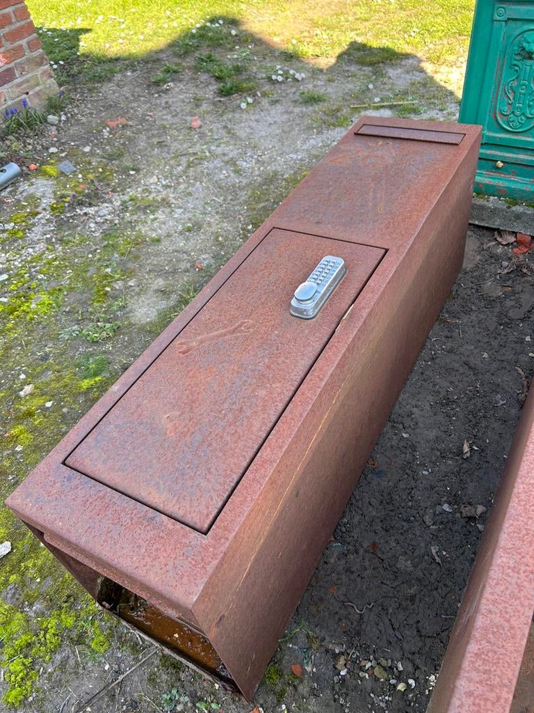 Cortenstaal brievenbus met slot, Tuin en Terras, Brievenbussen, Ophalen, Gebruikt, Overige materialen, Staande brievenbus