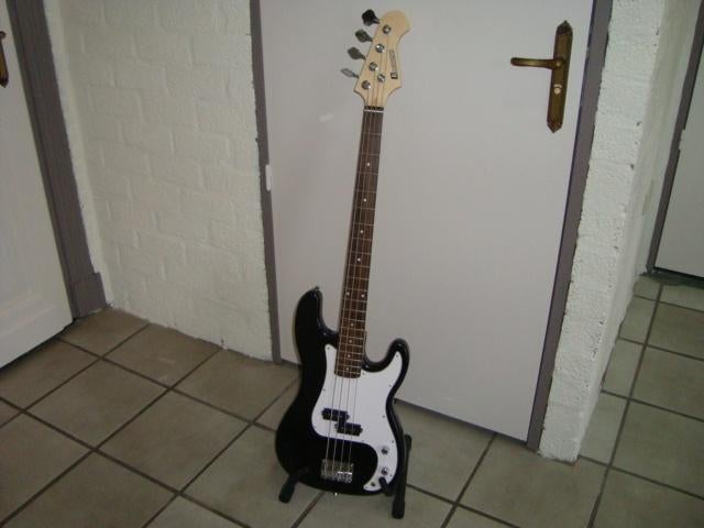 Dimavery PB-320 elektr. basgitaar zwart (nieuw, 20181423), Ophalen of Verzenden, Nieuw, Elektrisch