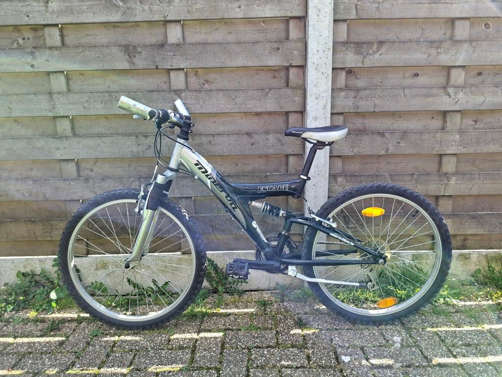 Zeer goede mountainbike fully fiets, Fietsen en Brommers, Fietsen | Mountainbikes en ATB, Fully, Ophalen