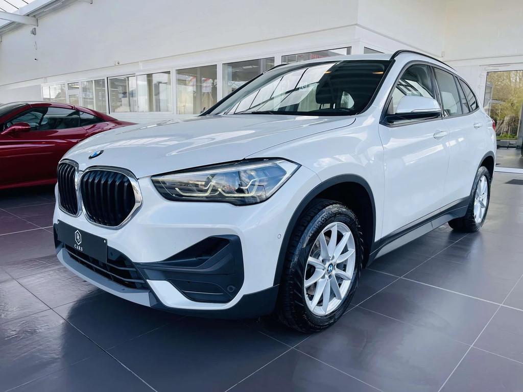 BMW X1 2.0 dA * LED + CUIR + GPS * (bj 2020, automaat), Auto's, BMW, 4 cilinders, 136 pk, Bedrijf, 5 deurs