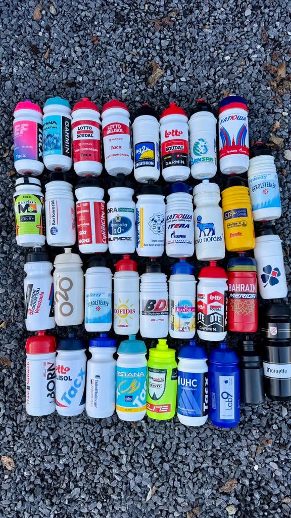 Lot de bouteilles, course cycliste, gourdes, Envoi, Comme neuf