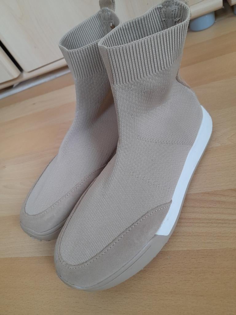 ZARA nieuwe beige soksneakers maat 37, Ophalen of Verzenden, Beige