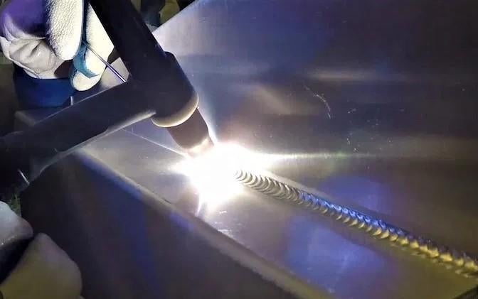 Soudeur Alu inox microbillage, Doe-het-zelf en Bouw, Gereedschap | Lasapparaten, Zo goed als nieuw, Overige typen, Ophalen