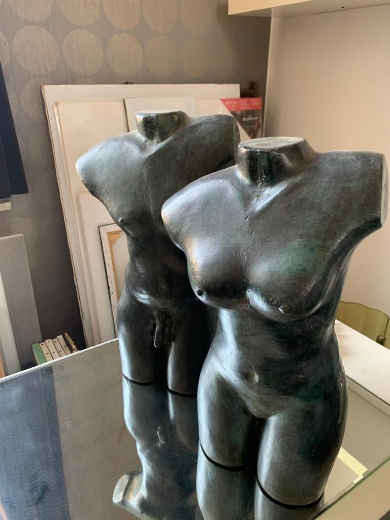 Metalen torso man en vrouw, Ophalen