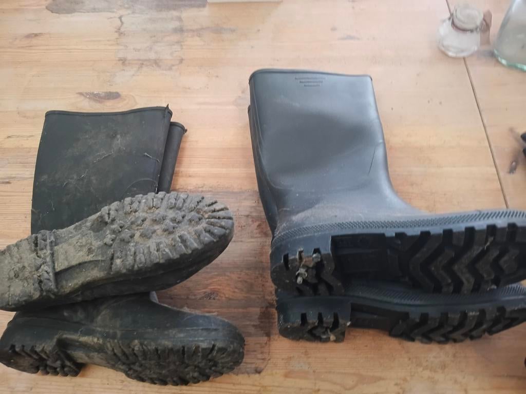 2 paar rubberlaarzen , maat 44 en 45, Ophalen