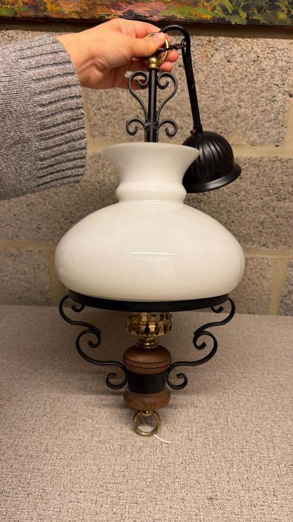 Antieke lamp, Enlèvement