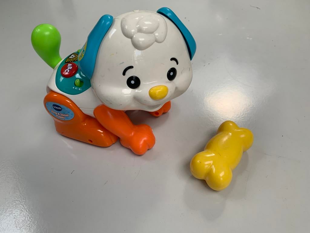Speelgoedhondje dat beweegt en muziek/ geluid maakt, Kinderen en Baby's, Speelgoed | Vtech, Ophalen, Gebruikt