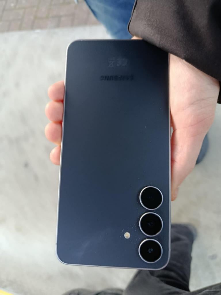 ECHANGE CONTRE IPHONE, Enlèvement