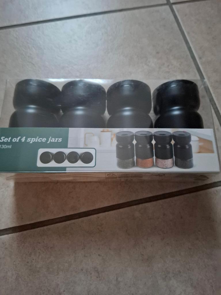 4 kruidenpotjes, Huis en Inrichting, Ophalen, Nieuw