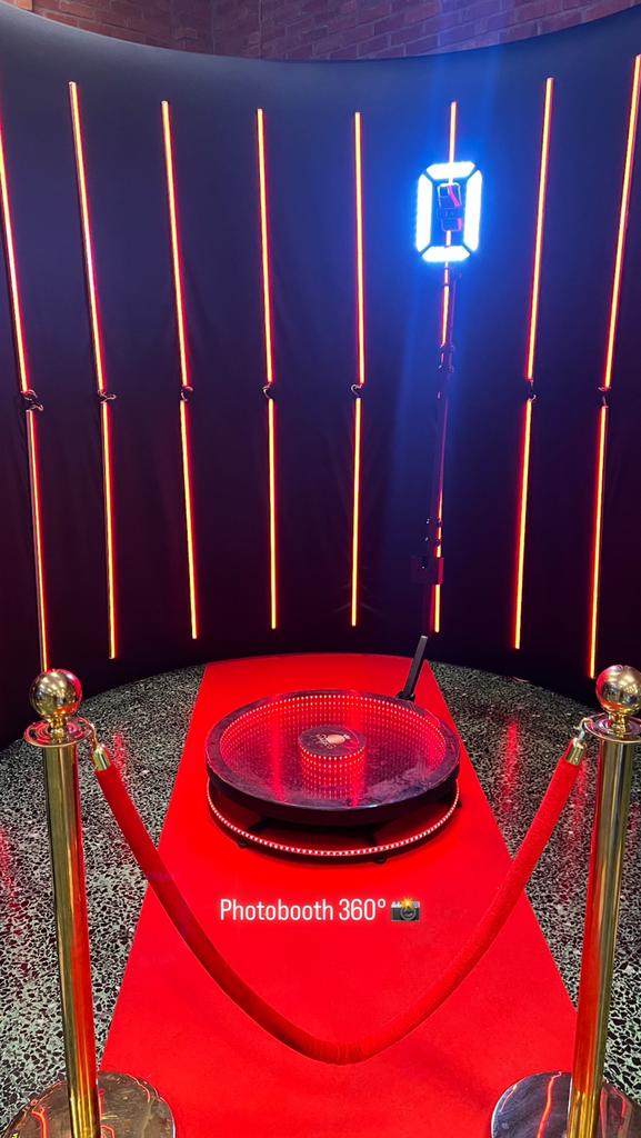 Photobooth 360, Ophalen, Zo goed als nieuw