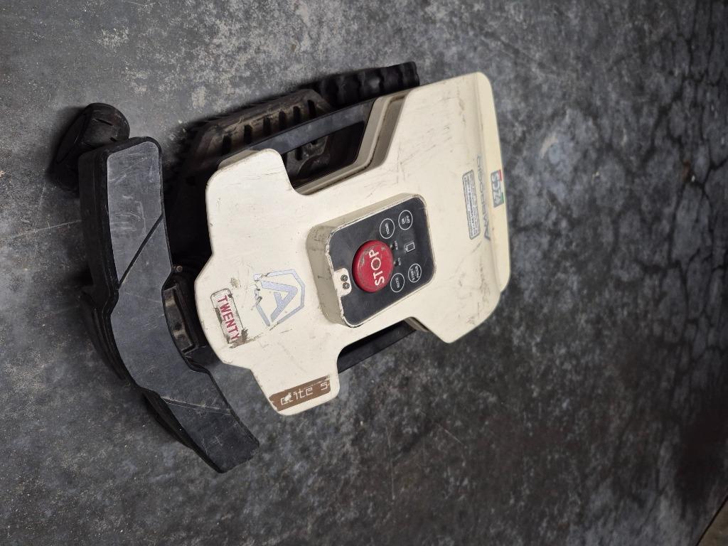 ambrogio twenty elite S met laadstation  defect, Ophalen, Gebruikt, Ambrogio