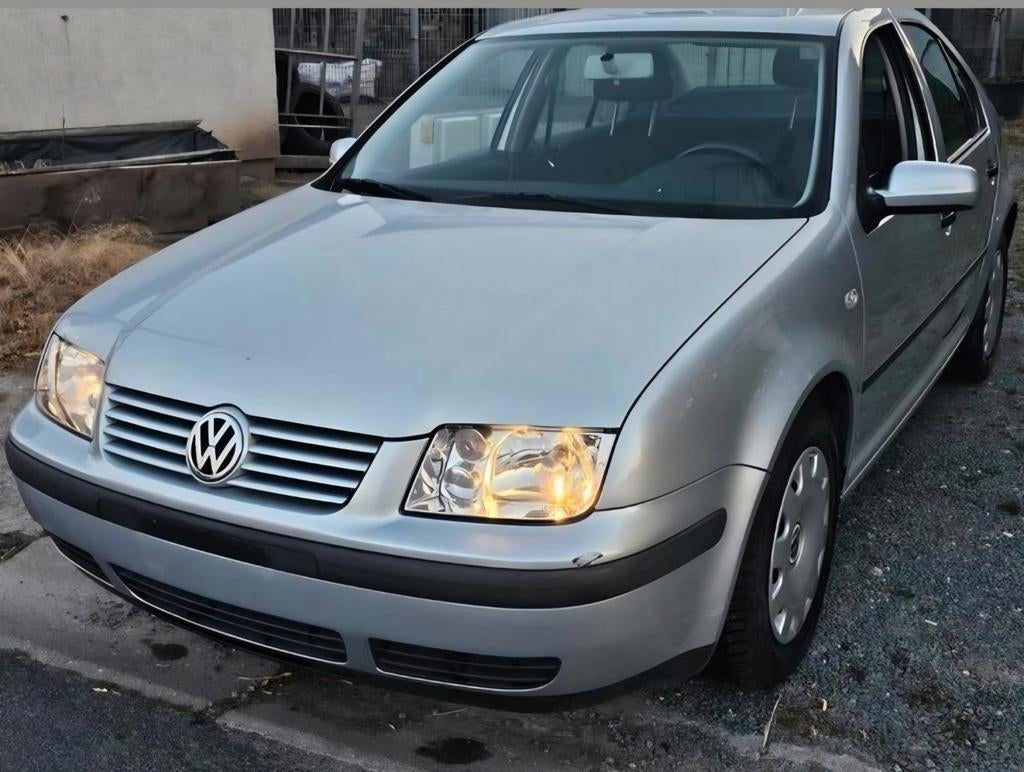 Volkswagen Bora 98.000 km, Autos, Volkswagen, Argent ou Gris, Achat, Bora, Entreprise