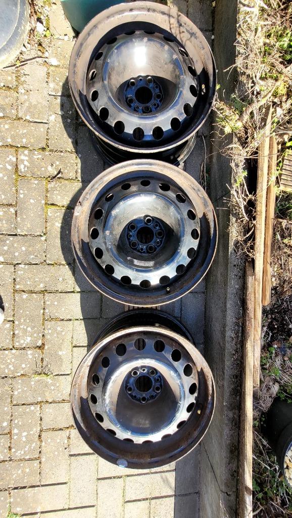 416 inch velgen (voor 215 60 16 banden) gebruikt zwart plaat, Velg(en), 16 inch, Ophalen of Verzenden, All Season
