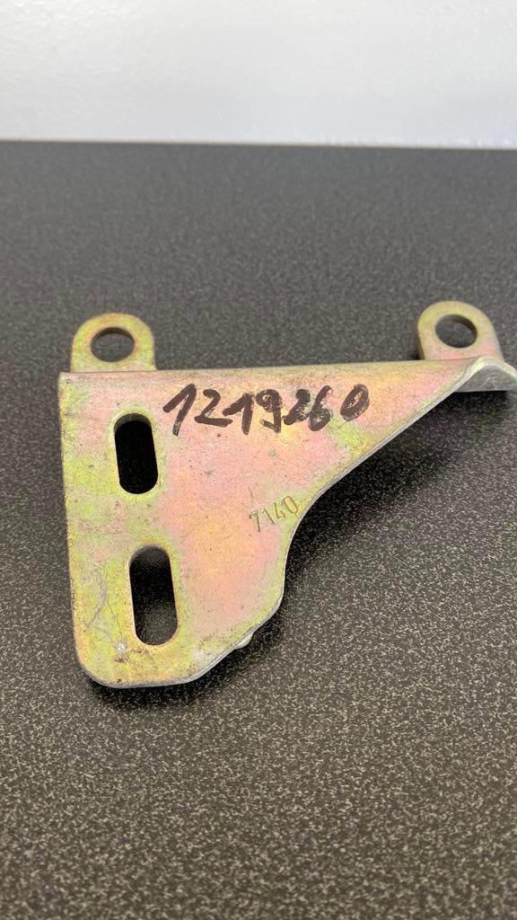 Volvo 240 uitlaatsteun, Ophalen of Verzenden, Nieuw, Volvo