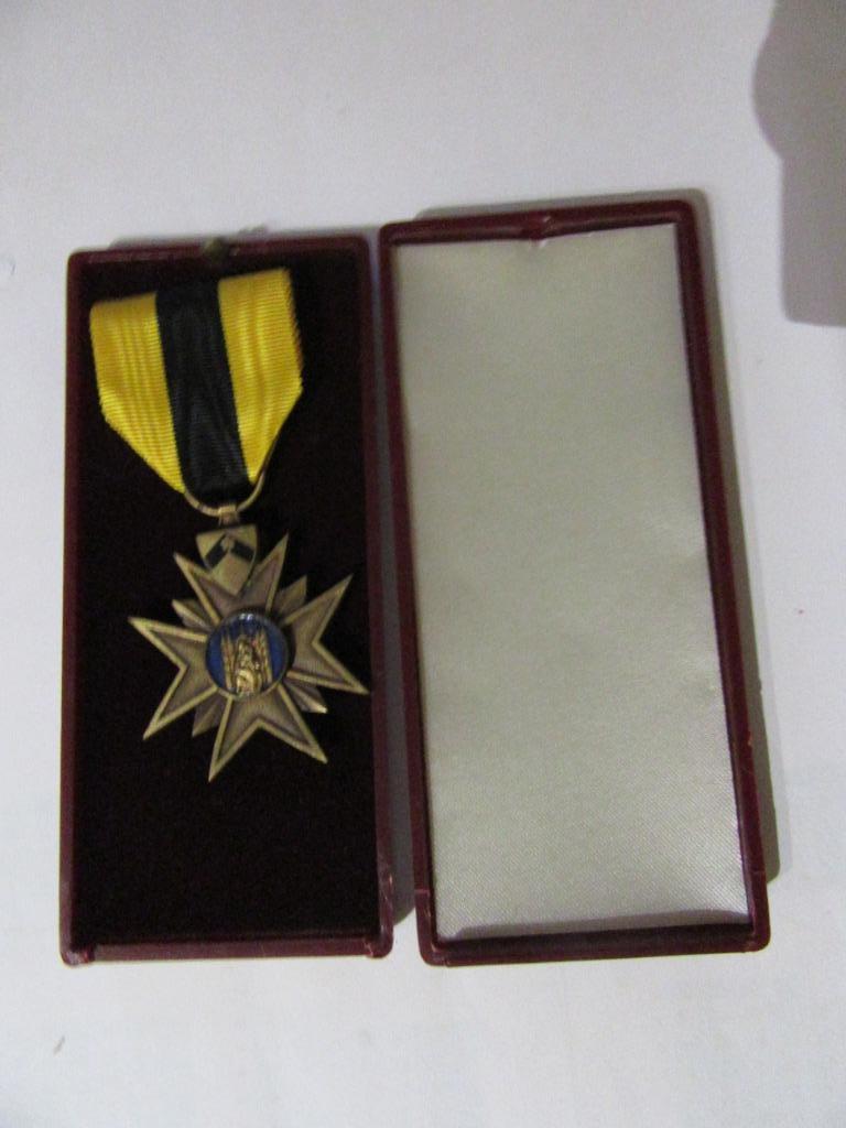 médaille de bronze 1960 du mérite diocésain Tournai, Enlèvement, Bronze