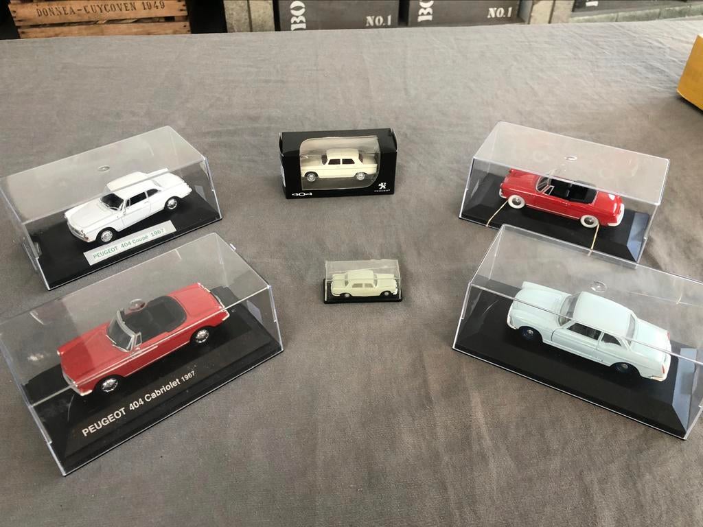lot collection Peugeot 404 eligor norev quiralu, Hobby & Loisirs créatifs, Voitures miniatures | 1:43, Comme neuf, Norev, Enlèvement