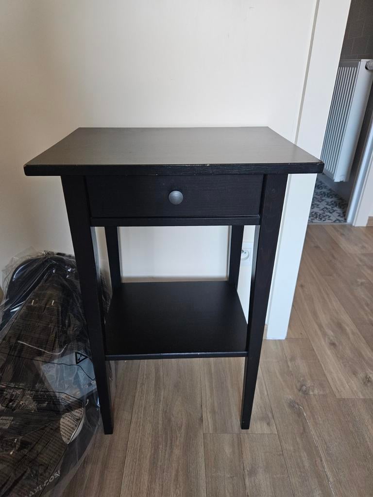 Table de chevet noire Hemnes, Maison & Meubles, Enlèvement