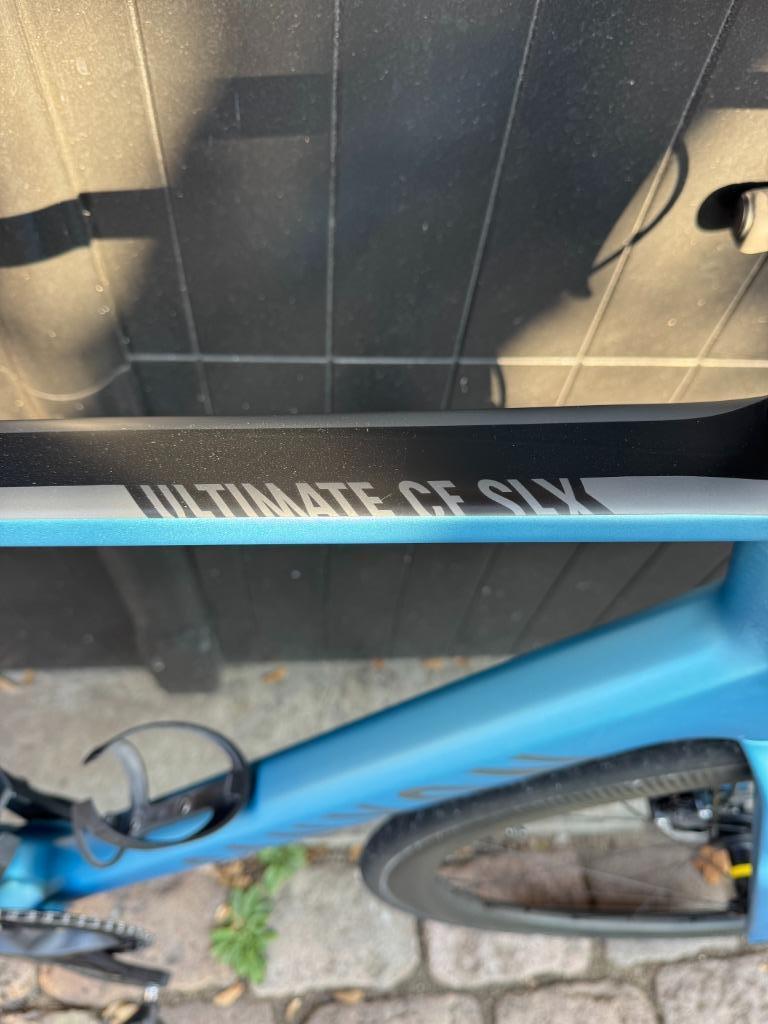 Canyon Ultimate CF SLX 8.0 DI2, 28 inch, Zo goed als nieuw, Meer dan 20 versnellingen, 65 cm of meer