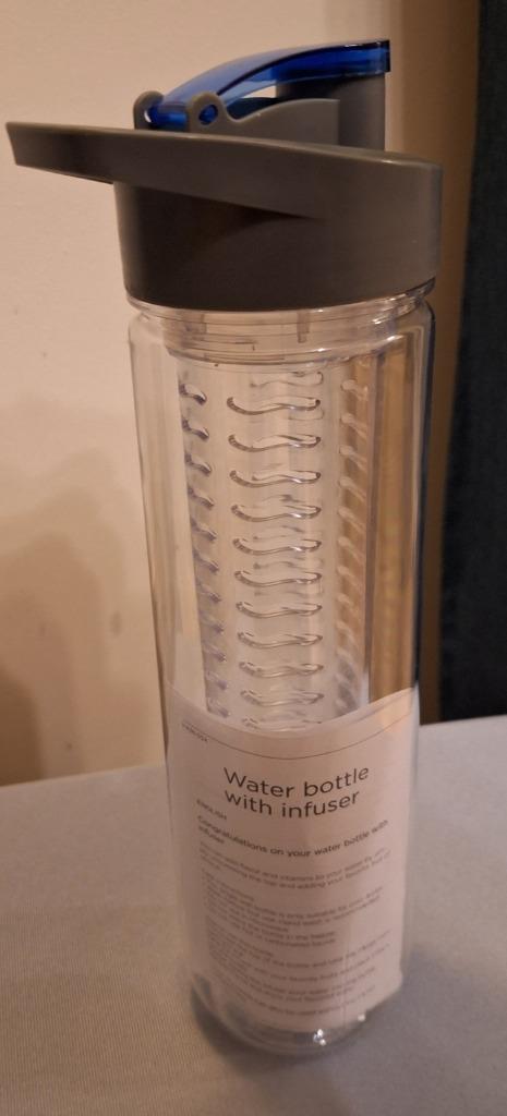 Drinkbeker met infuus, Huis en Inrichting, Ophalen, Nieuw, Wit, Beker of Kan