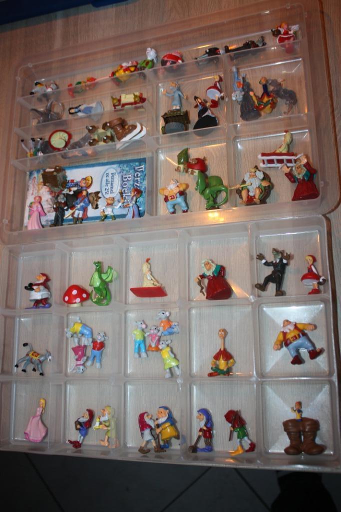 60xEfteling , winter Efteling , +folder , supermarkt Emte, Ophalen of Verzenden, Zo goed als nieuw, Beeldje of Poppetje