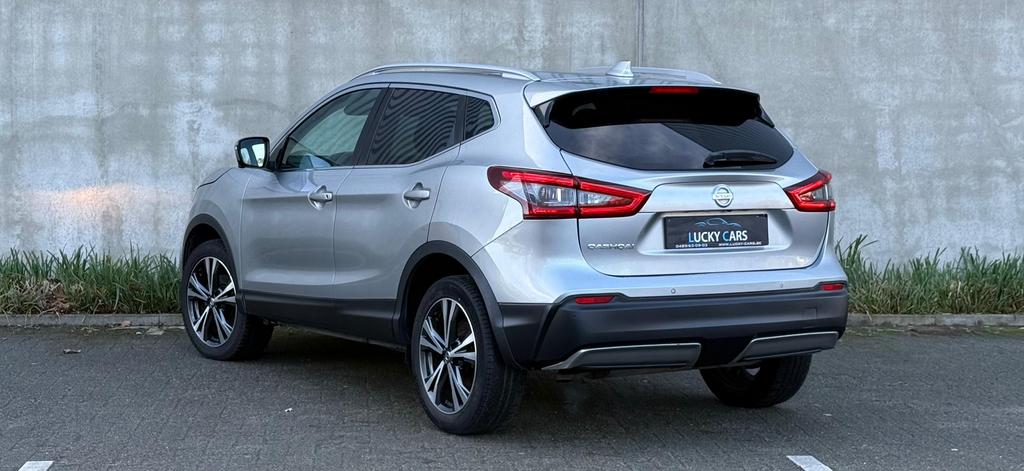 Nissan Qashqai 2017 Essence en très bon état + inspection, Autos, Argent ou Gris, Achat, Euro 6, Entreprise