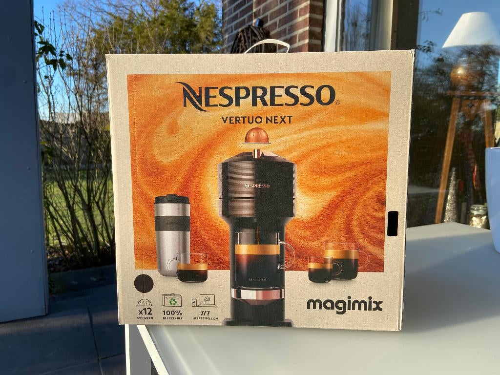 Nespresso Vertuo Next + 4 mokken (nieuw!), Neuf, Machine à espresso, Réservoir d'eau amovible, Enlèvement ou Envoi