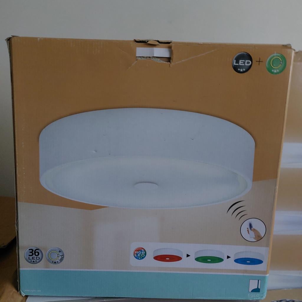 Lampes plafonniers avec télécommande change les couleurs, Enlèvement, Comme neuf