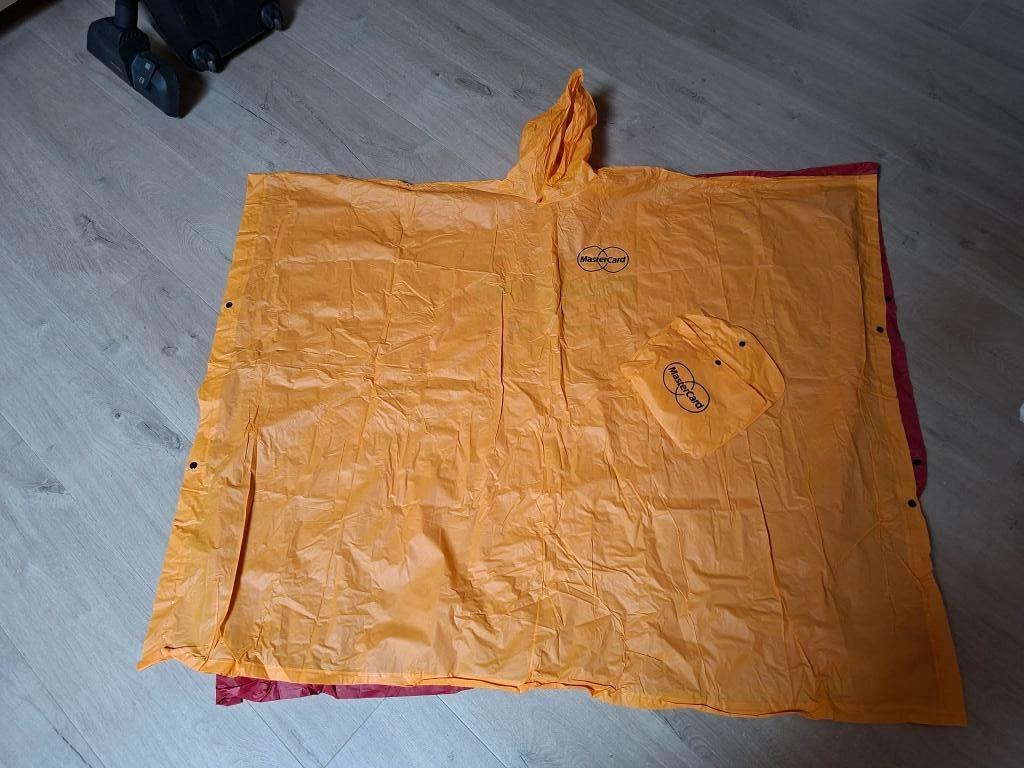 Cape de pluie NEW, Vêtements | Femmes, Vêtements Femmes Autre, Neuf, Enlèvement ou Envoi