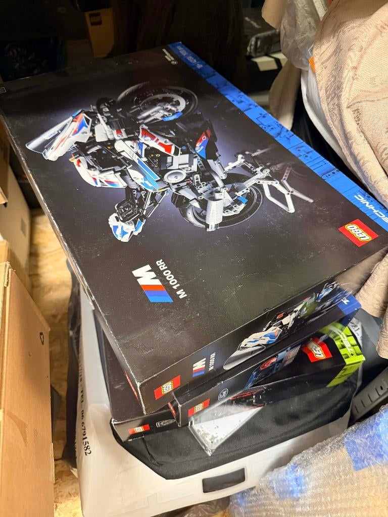 lego bmw m1000rr, Kinderen en Baby's, Speelgoed | Duplo en Lego, Nieuw, Lego, Complete set, Inclusief instructies, Compleet, Inclusief doos