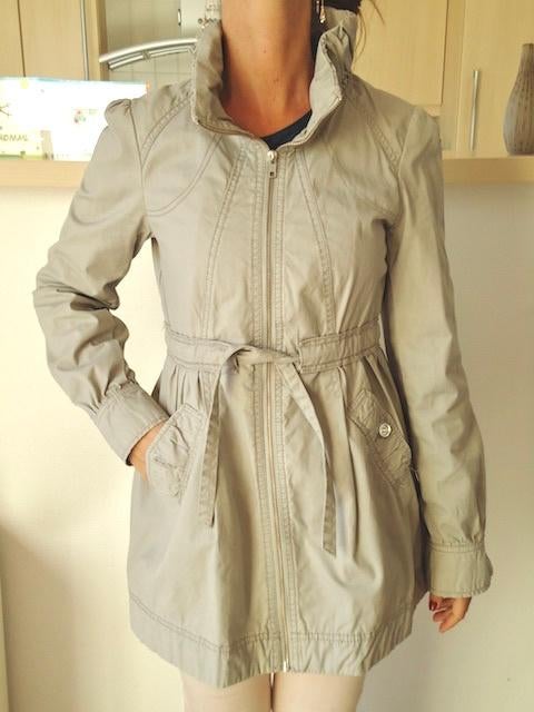 Trench beige, Enlèvement ou Envoi, Comme neuf, Taille 34 (XS) ou plus petite, Beige