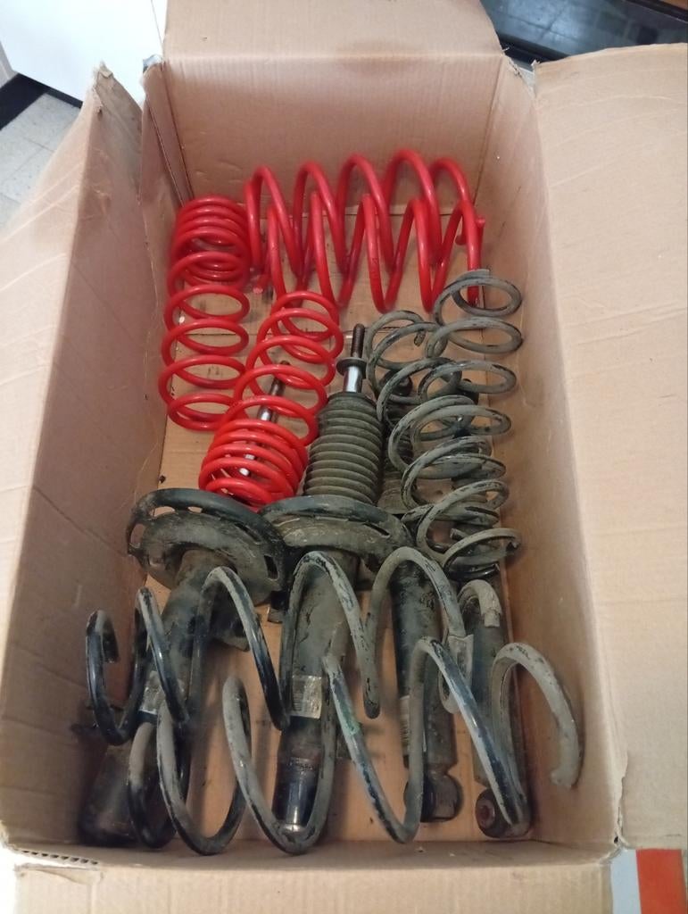 Citroen ds3 thp set schokdempers & V-MAXX verlagingsveren, Auto-onderdelen, Ophalen