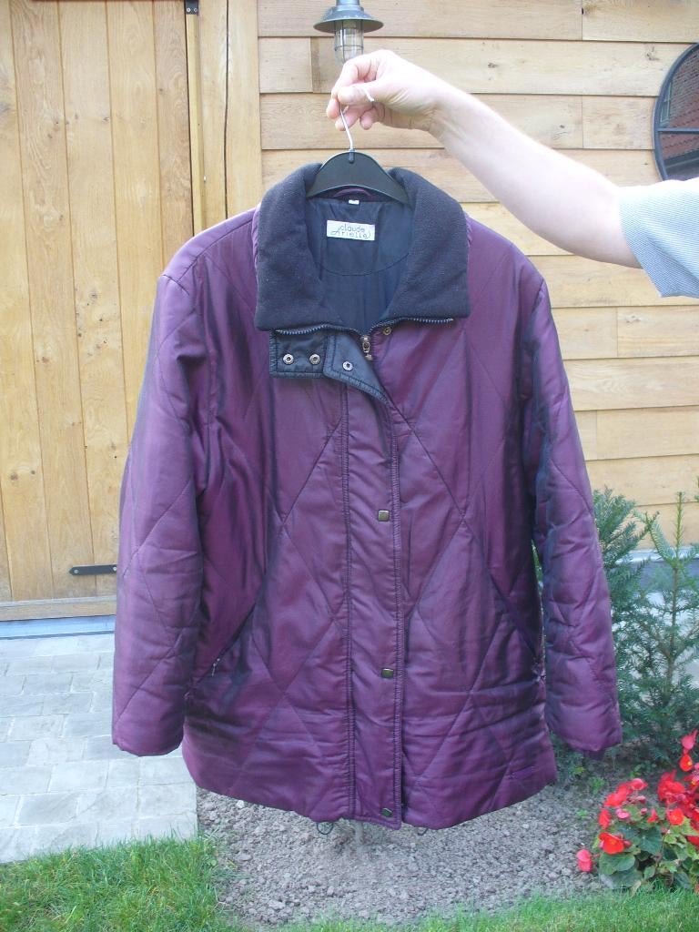 Paarse  winterjas  “Claude Arielle”, Ophalen