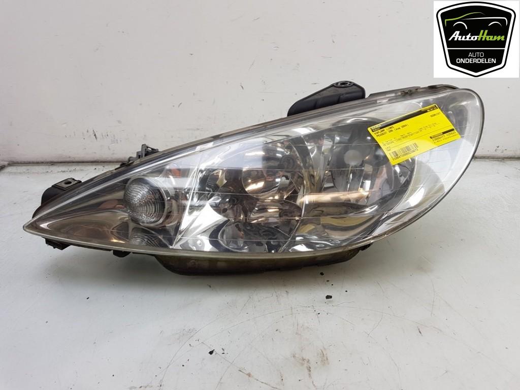 PHARE / OPTIQUE AVANT GAUCHE Peugeot 206 (2A / C/H/J/S), Utilisé, Peugeot